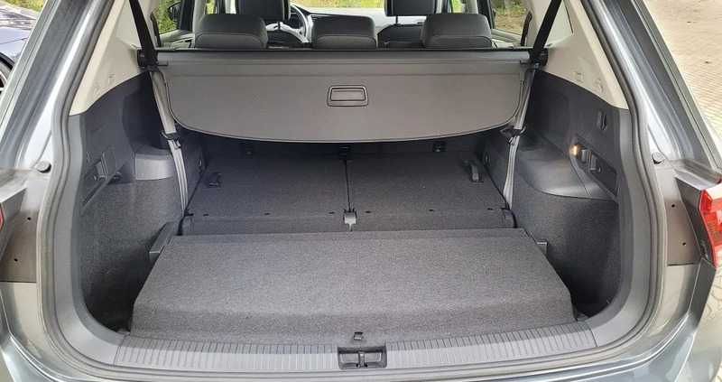Volkswagen Tiguan cena 139900 przebieg: 106000, rok produkcji 2019 z Nowa Dęba małe 352